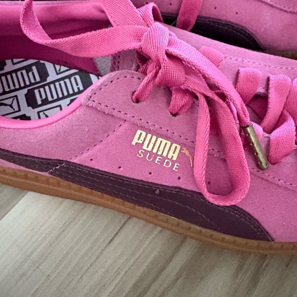 Puma Platform Sneakers Size 8.5 Pink Suede Low Top Gum Sole Retro Streetwear - Picture 5 of 8